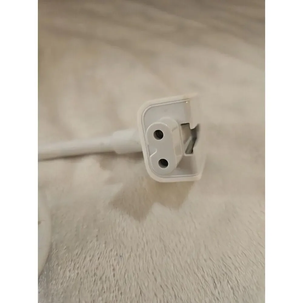 Apple 2.5A 125v Genuine Original Longwell E344534 6' AC Power Cord Cable
